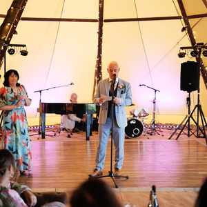 Alcott Worcestershire Wedding Tipi Venue Speeches