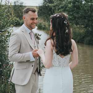 Alcott Worcestershire Wedding Tipi Venue Lake View