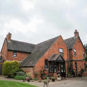 Alcott Worcestershire Wedding Tipi Venue Bed & Breakfast