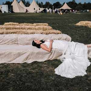 Straw bale relax time