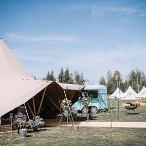 Tipi & Glamping.jpg