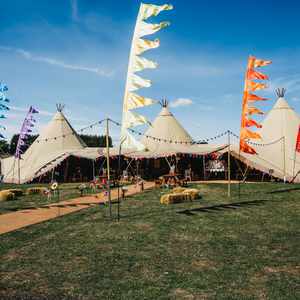 Tipi flags